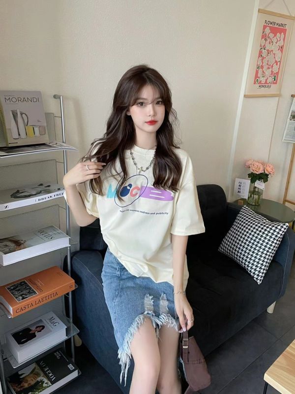 Tシャツ 半袖 おしゃれ オシャレ 綺麗 スリム トップス パーティー 買物 デート 夏 カジュアル オシャレ 通勤 お出かけ 大人 代 30代 50代リンクコーデ 親子ペア ペアルック 親子コーデ お揃いコーデ 韓国 三四郎市場